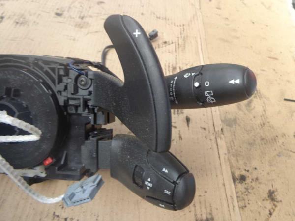 COMMODO CITROEN/PEUGEOT ( AVEC PALETTES ) - Vue 3